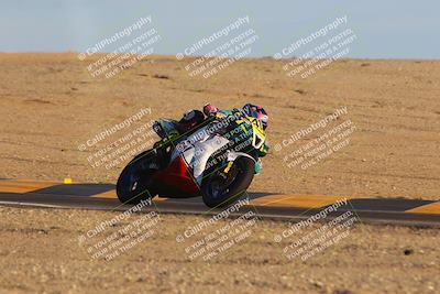 media/Dec-16-2023-CVMA (Sat) [[bb38a358a2]]/Race 13 Amateur Supersport Middleweight/